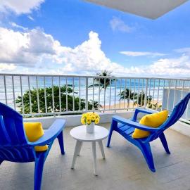 Cozy Beachfront 1BR Free Parking + Views