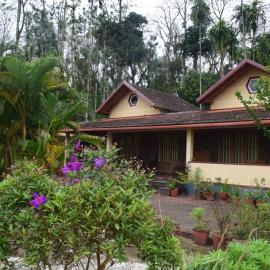 hallibailu homestay, hotel sa Somvārpet