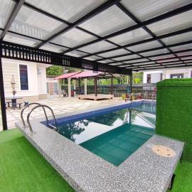 Private Pool Homestay Kota Bharu 3 Bilik Tidur Muat 12 Tetamu, hotel en Kota Bharu