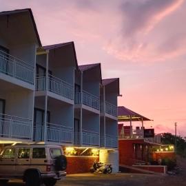 StayLeisurely Rhythm Eco and Agro Stays Wellness Centre Panchgani Mahabaleshwar, hotel in Panchgani