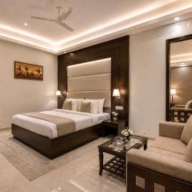 Hotel Park Green Suites Noida Sector 20, hotel in Jāmb