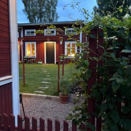 Guesthouse Konstvaktaren in the middle of the World Heritage