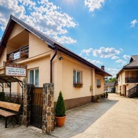 Casa Vlad-Alex, hotel Szaploncán