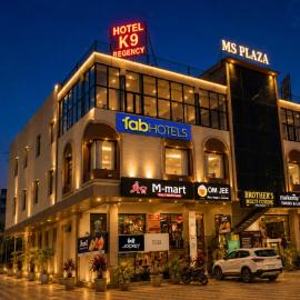 FabHotel K9 Regency, hotel in Zirakpur