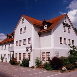 Hotel Gasthof am Schloß – hotel w mieście Pilsach