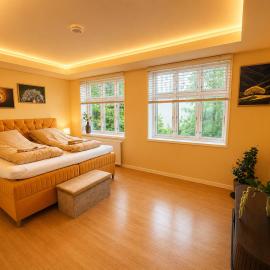 4SEASONS - Golden Spring Suite, hotel i Aalborg