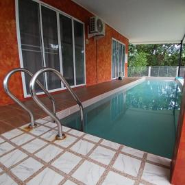 Phimai HomeStay BnB, hotel em Phimai
