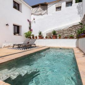 Casa Los Almendros, hotelli kohteessa Nigüelas