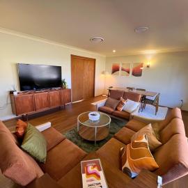 Retro on Ascot: Bowral şehrinde bir otel