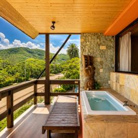 Viesnīca 墾丁阿飛衝浪旅店 Afei Surf Inn - 步行南灣五分鐘 5 Min Walk from South Beach pilsētā Nanvana