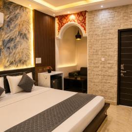 Hotel The Bellemont's Villa - Free Airport and Aerocity Pickup & Drop