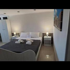 airport il quadrifoglio b, hotel em CTA