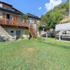 Casa Agnese โรงแรมในเบลลาโน