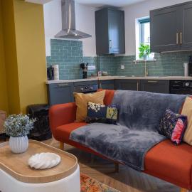 Viesnīca Luxury Coastal Maisonette Roof Terrace Sleeps 8 pilsētā Sītona