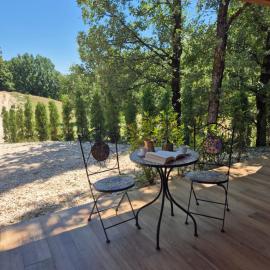 Country House Lištani-renta quad, hotell i Livno