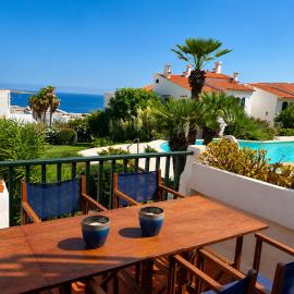 Apartamento con vistas al mar a 3 min de la playa, hotell i Son Parc