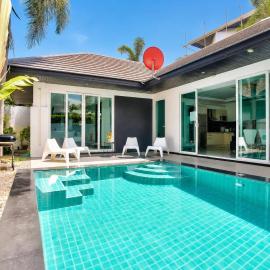 Pool Villa Pattaya Jomtien Beach - Palm Oasis C4、ジョムティエンビーチのホテル
