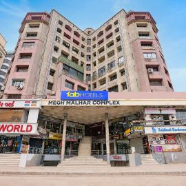 FabHotel Royal Midway