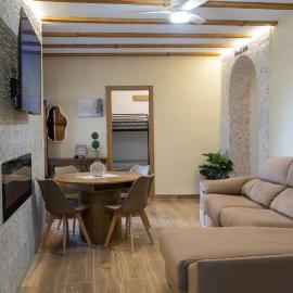 Casa Rural Con Jacuzzi En Castillo Buñol, מלון בבוניול