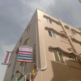 FabHotel Dhaya Grand Inn