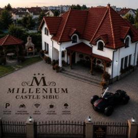Millenium Castle Sibiu - Parking on Site - BIKERS' Haven in the Heart of Romania's Legendary Roads - Rest in Comfort #, hotel u gradu Sibinj