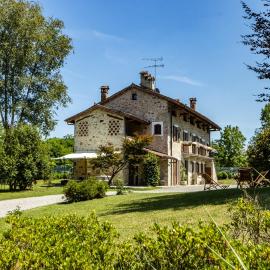 Villa Harmonia - Luxury Rooms - Dormelletto - Arona - By Guestaly