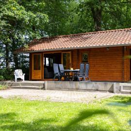 Knus houten huisje voor stellen en gezinnen met ruime tuin op de Veluwe