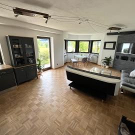 Nature & Relaxation - Apartment with Garden near Augsburg & Legoland, hotel en Zusmarshausen