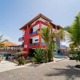 Hotel Cantinho, hotell i Montanha