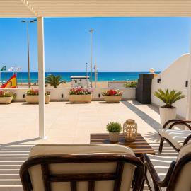 Villa Dru, hotel in Roquetas de Mar