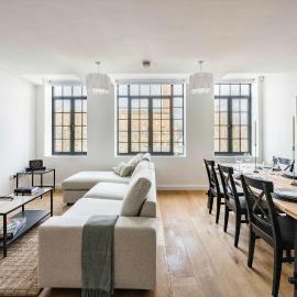 Seven Space - The Old Post Office Court