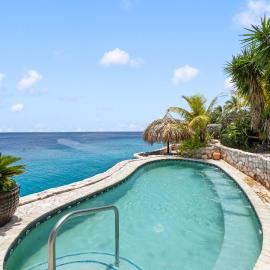 Seaview apartment Lagun Blou 16, hotel in Lagun