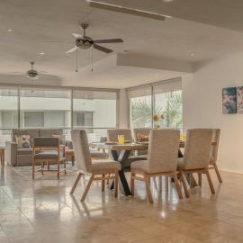 Nitta 303 | Alberca y acceso a playa、Nuevo Nayaritのホテル