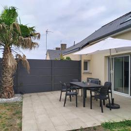 Holiday Home Le jardin du calme by Interhome: Créances şehrinde bir otel