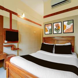 Hotel O Stay First, hotel di Coimbatore