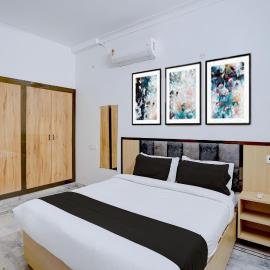 Hotel O A5 Blue: Gorakhpur şehrinde bir otel