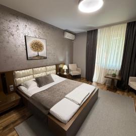 Motel Eros, hotel Szandanszkiban