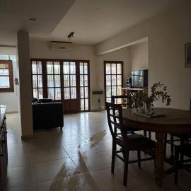 Alojamientos Bragado, hotel a Bragado