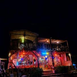 Salah boutique camp