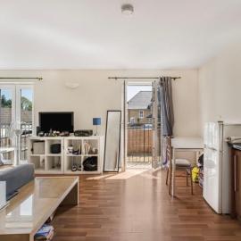 Bright 1 bed flat, hotel v destinaci Englefield Green