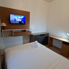Studio Executivo Completo com Garagem , Ar e Wi-fi