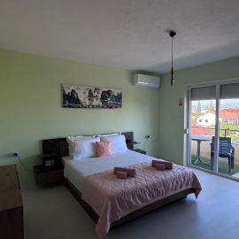 Lazar Apartments