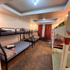 Lena's BNB Resort, Hotel in Baras