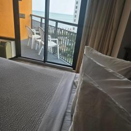 Oceanview Condo 6 Guests Landmark Resort
