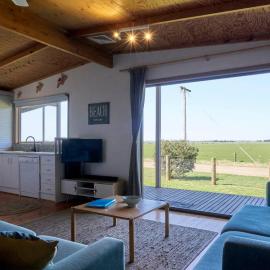 Far View - Pets, Linen, Wi-Fi, Netflix, Caravan, EV