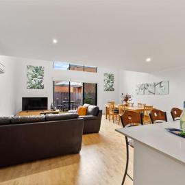 Townhouse 212 - Private - Central - Family Friendly