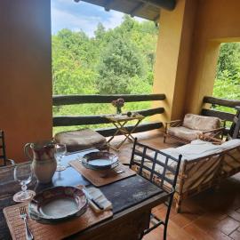 Cottage in the woods, charm and relax, hotel di Carrosio
