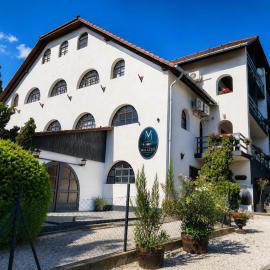 Villa Malazzo, hotel a Balatongyörök