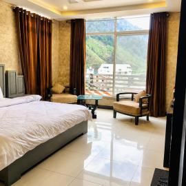 Rock-Wood Resorts Naran，納蘭的飯店