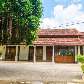 Lake Garden Villa - Pilapitiya, hotel in Peliyagoda